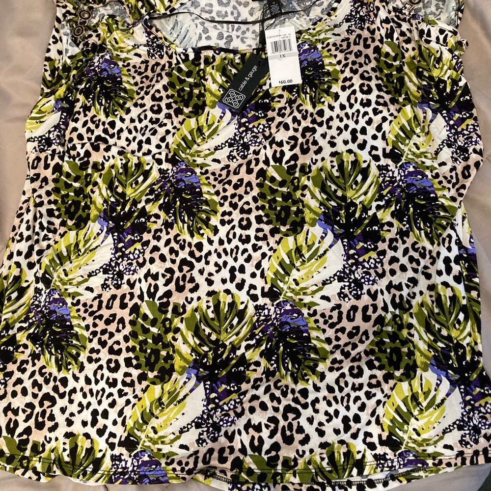 NWT cold shoulder dressy Blouse size 1XL